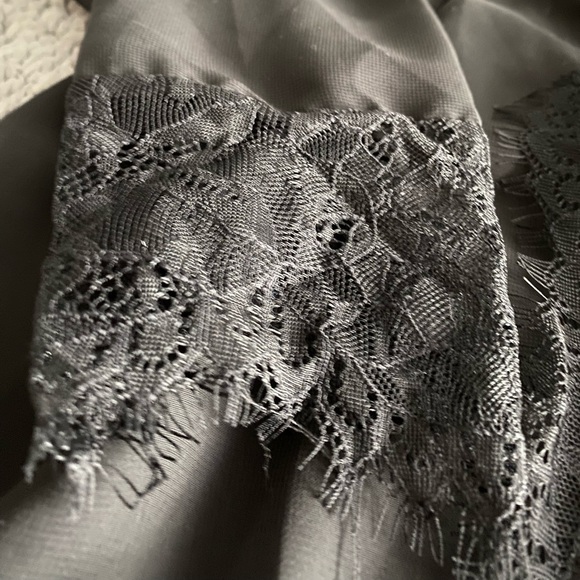 PRETTY LITTLE THING - Black Lace Robe - Picture 5 of 5